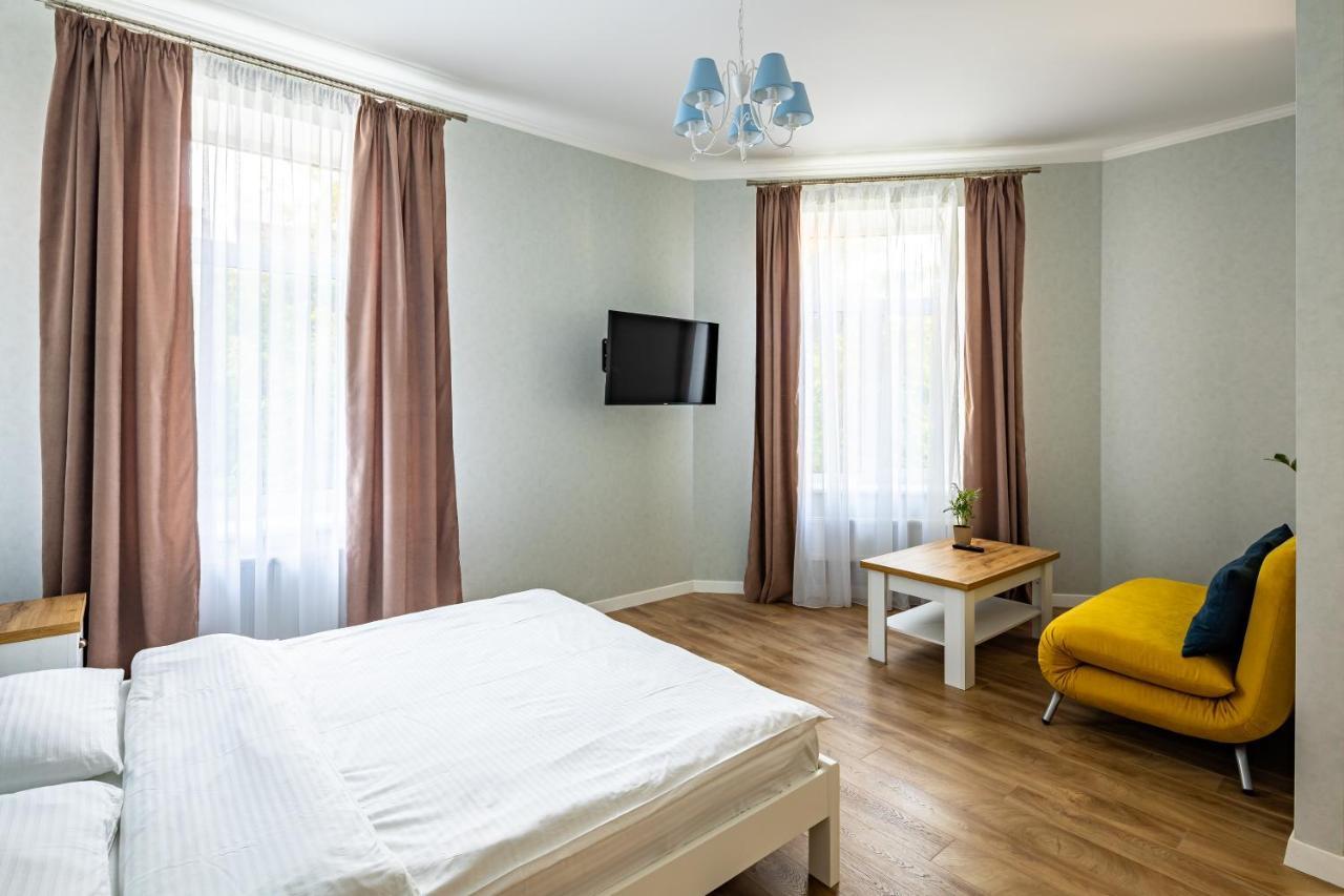 Leontovycha Apartment Lviv Eksteriør bilde