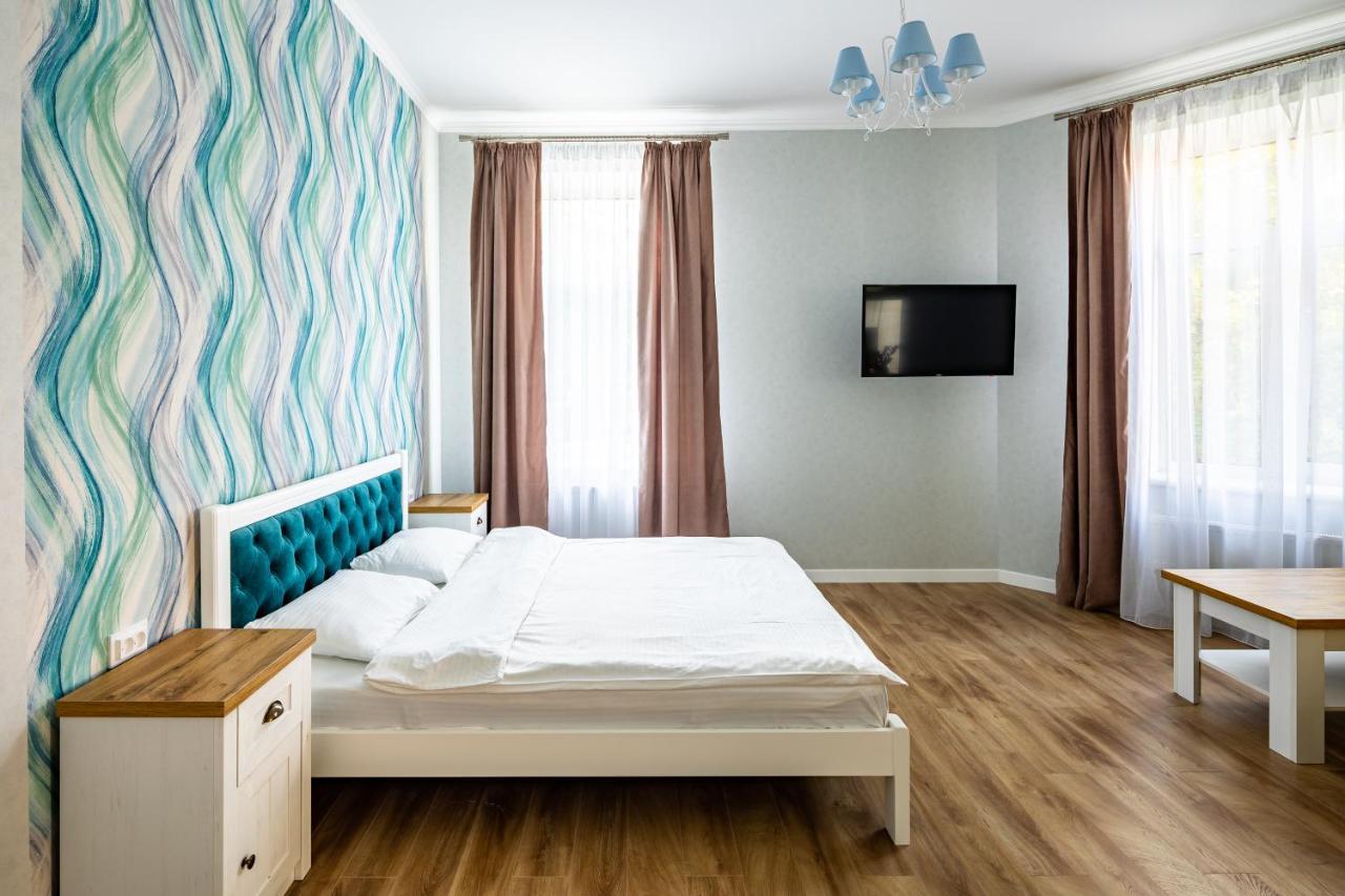 Leontovycha Apartment Lviv Eksteriør bilde