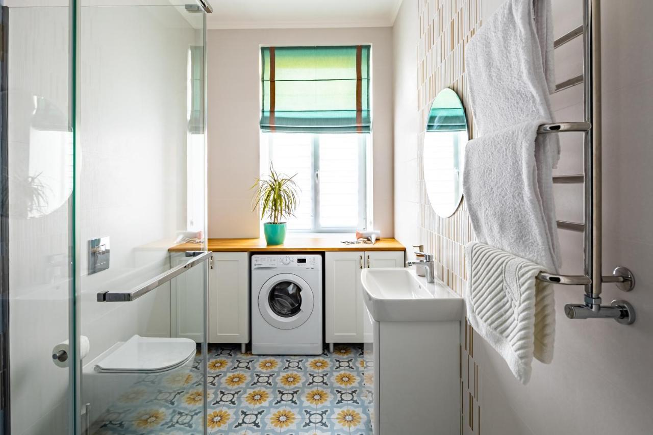 Leontovycha Apartment Lviv Eksteriør bilde